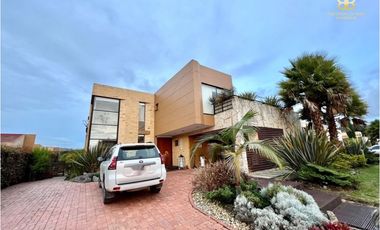 SE VENDE CASA EN CAJIC