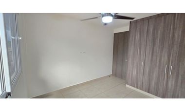 Alquiler de Casa Unifamiliar con Linea Blanca, Bosques del Pacífico