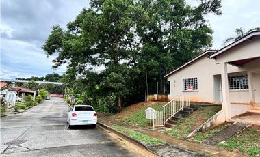 ARRAIJN / VILLA ALEGRE / 331 M2 / 3 HABITACIONES / TERRAZA / PATIO