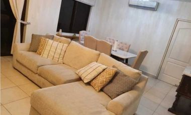 CASA EN ALQUILER EN VERSALLES COSTA SUR AMOBLADA 250MTS2 3 REC RTC