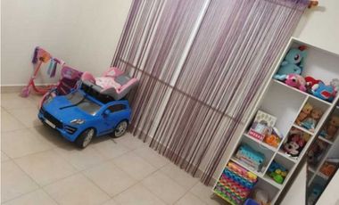 CASA EN ALQUILER EN VERSALLES COSTA SUR AMOBLADA 250MTS2 3 REC RTC