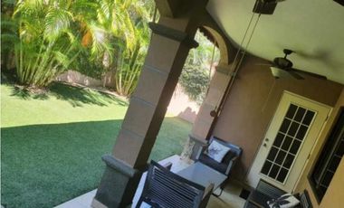 CASA EN ALQUILER EN VERSALLES COSTA SUR AMOBLADA 250MTS2 3 REC RTC