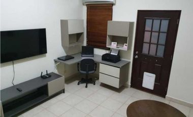 CASA EN ALQUILER EN VERSALLES COSTA SUR AMOBLADA 250MTS2 3 REC RTC