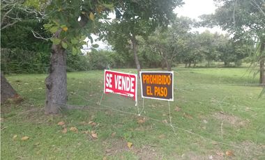 VENDO TERRENO EN COSTA ESPERALDA SAN CARLOS