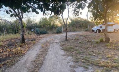 VENDO TERRENO EN COSTA ESPERALDA SAN CARLOS