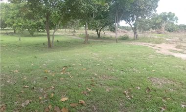 VENDO TERRENO EN COSTA ESPERALDA SAN CARLOS