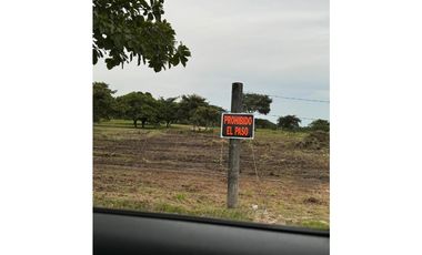 VENDO TERRENO EN COSTA ESPERALDA SAN CARLOS
