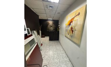 OFICINA | MARBELLA | SE VENDE | 4 ESPACIOS | 1B| 2 PARK | KITCHENETTE