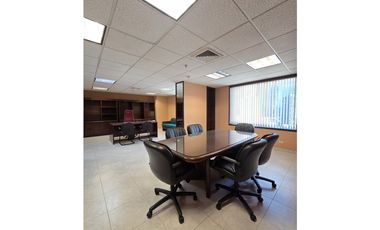 OFICINA | MARBELLA | SE VENDE| 3 ESPACIOS | 1B| 3 PARK | KITCHENETTE