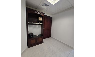 OFICINA| MARBELLA | SE ALQUILA | OFICINA | 4 ESPACIOS | 2 PARKINGS