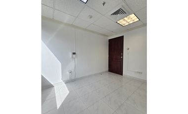 OFICINA| MARBELLA | SE ALQUILA | OFICINA | 4 ESPACIOS | 2 PARKINGS