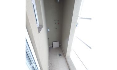 DÚPLEX 2 Y 3 AMBIENTES — Zona Villa Primera