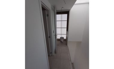 DÚPLEX 2 Y 3 AMBIENTES — Zona Villa Primera