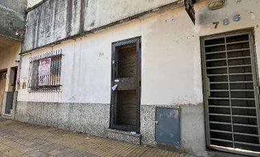 Casa PH en venta en Quilmes Oeste