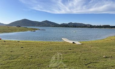 Casa en Venta en Lago Colbún Km 12