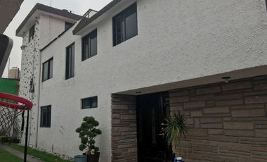 CASA EN RENTA VALLE DORADO, TLALNEPANTLA