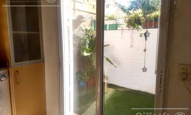 Casa - Quilmes Oeste 4 ambientes Tipo Dúplex con cochera Impecable ! Venta Directa!