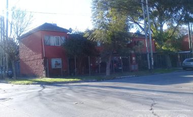 Casa - Quilmes Oeste 4 ambientes Tipo Dúplex con cochera Impecable ! Venta Directa!