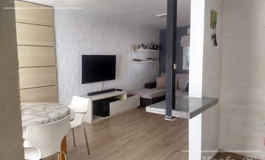 Casa - Quilmes Oeste 4 ambientes Tipo Dúplex con cochera Impecable ! Venta Directa!
