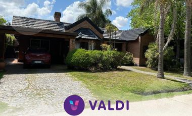Casa en venta - Barrio Campos de Echeverría, Canning