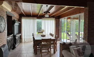 Casa en venta - Barrio Campos de Echeverría, Canning