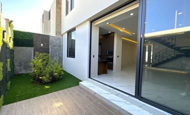 Casa Nueva en Venta de Lujo Valle Imperial con Roof Garden, Zapopan, Jalisco,