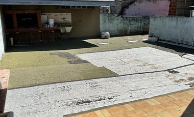 Venta Galpón-Local 220M² C/Piso 4 Amb.   en Ramos Mejia