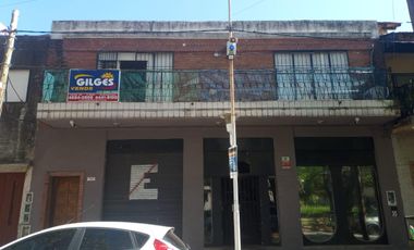 Venta Galpón-Local 220M² C/Piso 4 Amb.   en Ramos Mejia