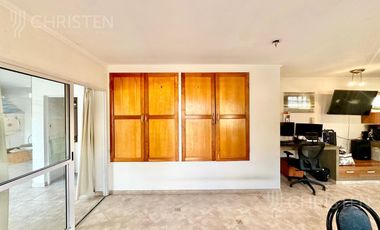 Departamento en venta, en  planta alta. 2 dormitorios + terraza + quincho