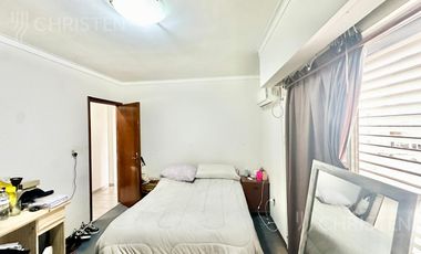 Departamento en venta, en  planta alta. 2 dormitorios + terraza + quincho