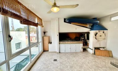 Departamento en venta, en  planta alta. 2 dormitorios + terraza + quincho