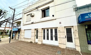 Departamento en venta, en  planta alta. 2 dormitorios + terraza + quincho