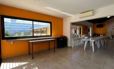 Inmueble de Uso comercial  - Amplio terreno sobre Newbery