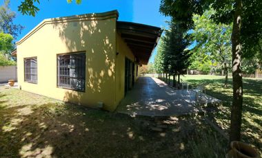Venta de casaquinta en Barrio Los Viejos Ombues  Florencio Varela. OPORTUNIDAD