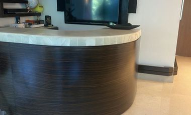 Amplio y hermoso departamento