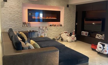 Amplio y hermoso departamento