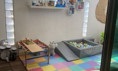 Amplio y hermoso departamento