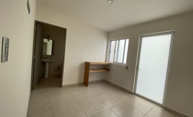 Bonita Casa en Lomas de Angelópolis. Junto a área verde.