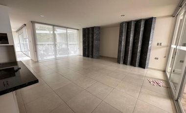 Bonita Casa en Lomas de Angelópolis. Junto a área verde.