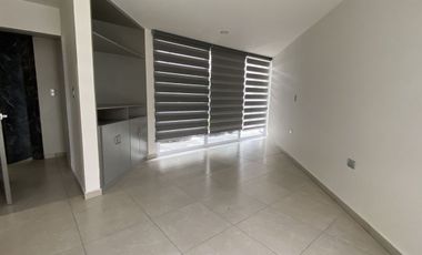 Bonita Casa en Lomas de Angelópolis. Junto a área verde.