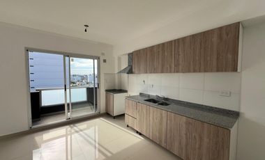 Departamento tres ambientes a la venta en Wilde