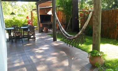 Casa en venta - 3 Dormitorios  3 Baños - Cochera - 525Mts2 - Valeria del Mar