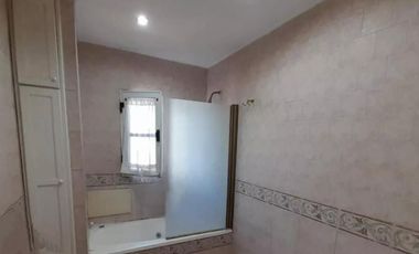 Casa en venta - 3 Dormitorios 3 Baños - Cocheras - 660Mts2 - Moreno