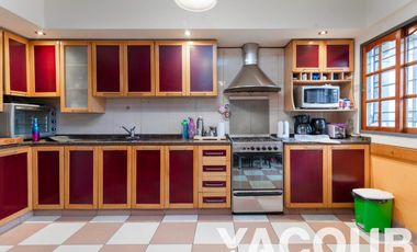 Triplex en venta - 3 Dormitorios 3 Baños - Cochera - 170Mts2 - Parque Avellaneda