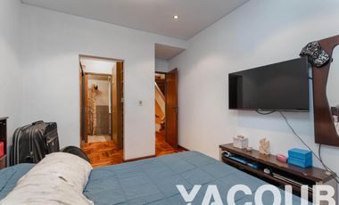 Triplex en venta - 3 Dormitorios 3 Baños - Cochera - 170Mts2 - Parque Avellaneda
