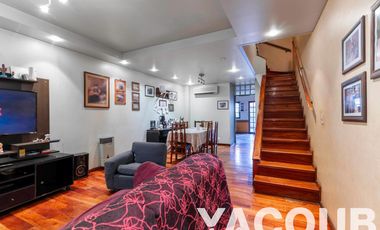 Triplex en venta - 3 Dormitorios 3 Baños - Cochera - 170Mts2 - Parque Avellaneda