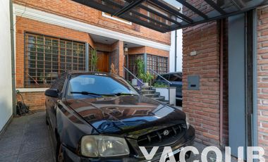 Triplex en venta - 3 Dormitorios 3 Baños - Cochera - 170Mts2 - Parque Avellaneda