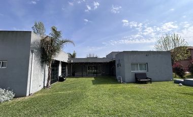 Venta Casa - Barrio Privado San Joaquin - APTO CREDITO