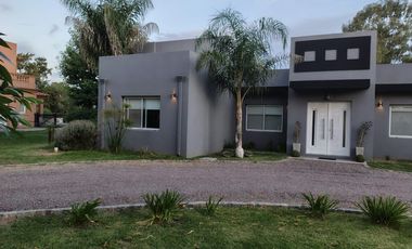 Venta Casa - Barrio Privado San Joaquin - APTO CREDITO