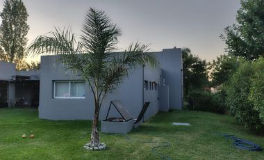 Venta Casa - Barrio Privado San Joaquin - APTO CREDITO